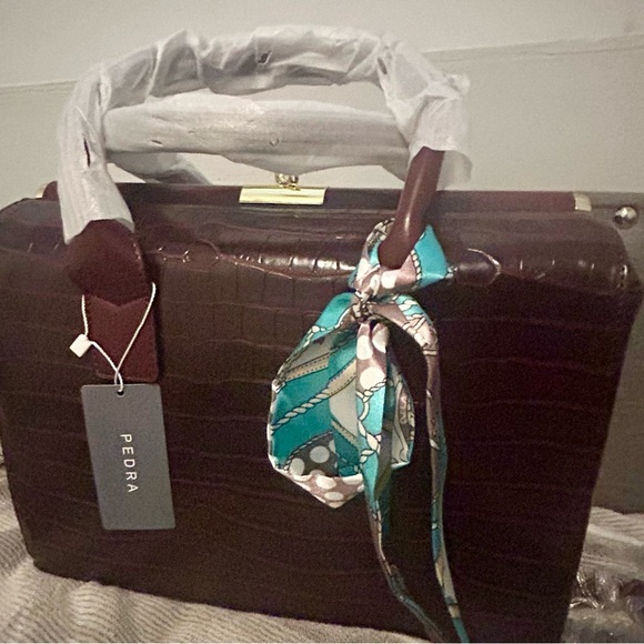 Purse - Picture 3 of 4